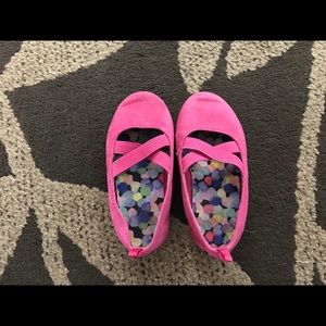 **BUNDLE SALE👧**Sueded pink slip on shoes size 7T